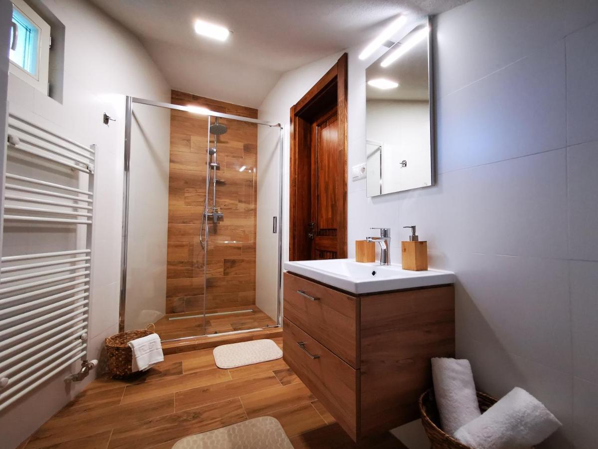 Vila Viktoria Stola Luaran gambar