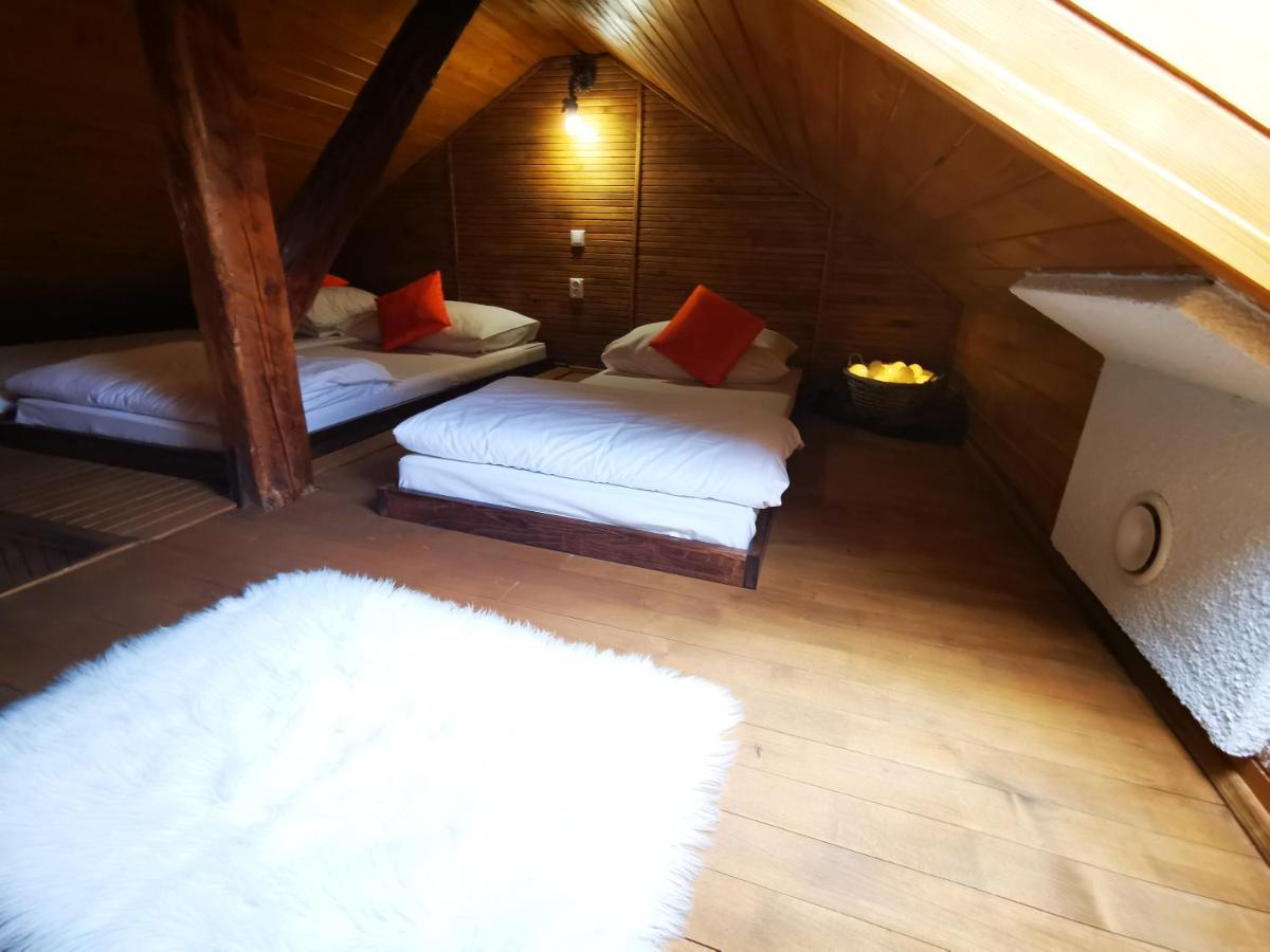 Vila Viktoria Stola Luaran gambar